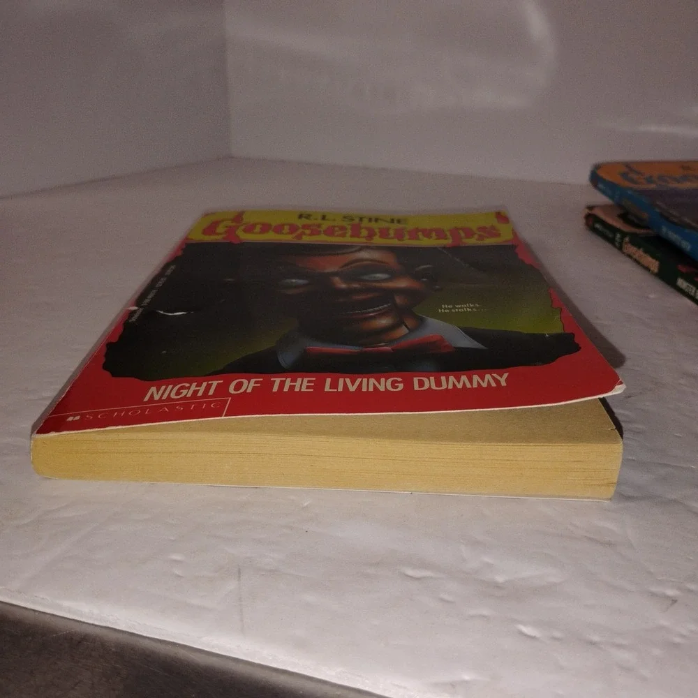Goosebumps FIRST PRINT Night of the Living Dummy  R.L. Stine‎